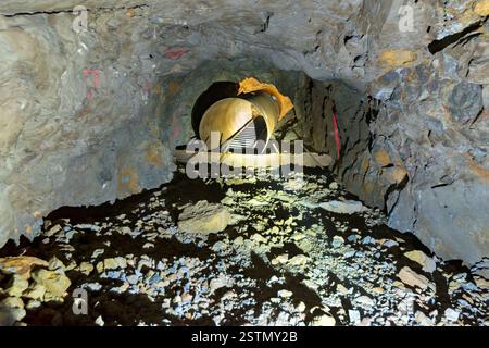 Mine equipment and ventilation in underground coal mine Stock Photo - Alamy