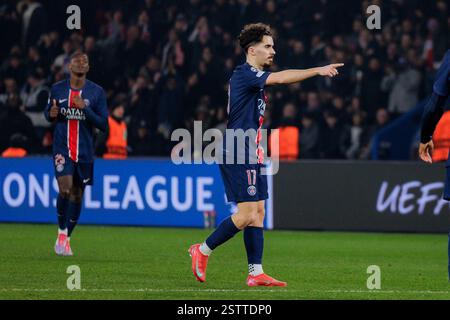 Paris, France. 19th Feb, 2025. Vitinha (Paris Saint-Germain 17) celebrates his goal during the UEFA Champions League game between Paris Saint-Germain and Stade Brestois 29 at Parc des Princes in Paris, France. (Pauline Figuet/SPP) Credit: SPP Sport Press Photo. /Ģ����ý Live News Stock Photo