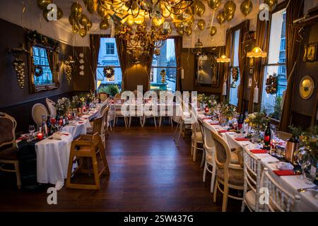 Primrose room decorated for a wedding party at The Princess of Wales Pub. Stock Photo