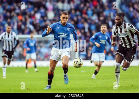 Richard taylor footballer hi-res stock photography and images - Alamy