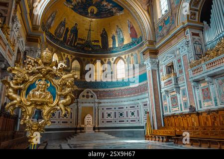 Jubilee, interior of the Roman basilicas Stock Photo - Alamy