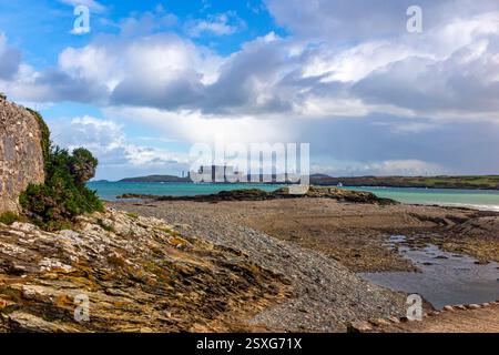 Wylfa nuclear power station a decommissioned Magnox station on the north west coast of Anglesey Wales UK. Stock Photo