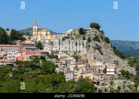 View of the village of Novara di Sicilia, province of Messina, sicily, Italy Stock Photo