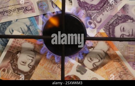 Peterborough, UK. 25th Feb, 2025. The energy price cap has risen again, and this time it is rising by 6.4%, although the amount you pay does depend on how much energy you use. A typical household could see their annual bill increase from £1,738 to £1,849 a year from 1st April. Energy prices, Peterborough, Cambridgeshire, on 25th February 2025. Credit: Paul Marriott/Alamy Live News Stock Photo