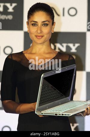 Indian Bollywood Film Actress kareena kapoor India Asia Stock Photo - Alamy