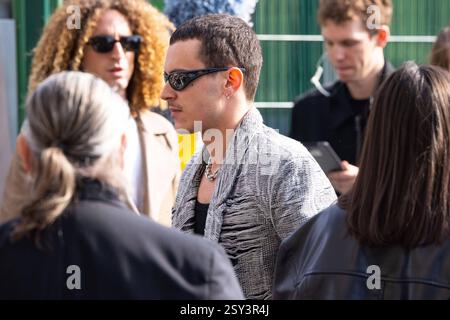News - Diesel - Arrives - Milan Fashion Week - Womenswear Fall/Winter 2025/2026 Aron Piper is seen arriving at the Diesel fashion show during the Milan Fashion Week - Womenswear Fall/Winter 2025/2026 on February 26, 2025 in Milan, Italy. Photo: Cinzia Camela. MILAN Allianz Cloud Italy Copyright: xCinziaxCamelax/xLiveMediax LPN 1753986 Stock Photo
