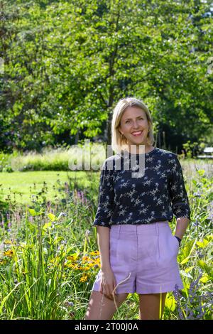 Alexandra Daisy Ginsbergs in her Pollinator Pathmaker garden in London Kensington Gardens Stock Photo
