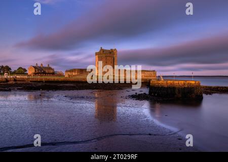 The medieval castle of Broughty Ferry near Dundee in Angust, Scotland Stock Photo