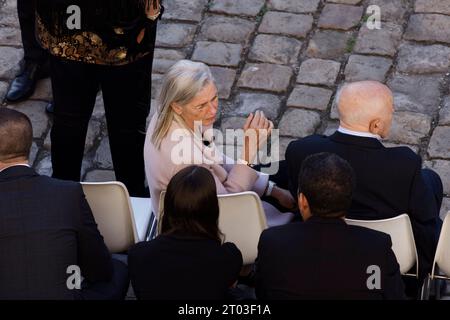 Paris, France. 3rd Oct, 2023. National tribute ceremony to Mrs. Helene Carrere d'Encausse chaired by Emmanuel Macron on October 3, 2023 at the Hôtel national des Invalides in Paris, France. Credit: Bernard Menigault/Alamy Live News Stock Photo