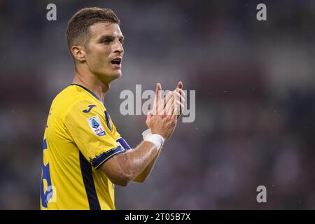 Darko Lazovic Of Hellas Verona FC During Warm Up Of Hellas Verona FC Vs ...