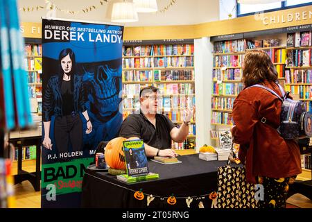 Derek Landy Irish author and screenwriter & author of the Skulduggery Pleasant books appears at Waterstones in Exeter Stock Photo