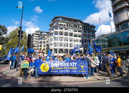 London, UK. 23rd September 2023. Pro-EU supporters holding large BIN BREXIT protest banner at the anti-Brexit National Rejoin March rally in London, calling for the United Kingdom to rejoin the European Union. Stock Photo