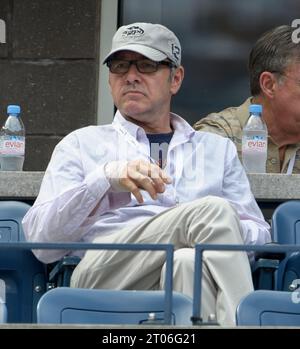 Flushing, United States Of America. 02nd Sep, 2012. NEW YORK, NY - SEPTEMBER 02: Actor Kevin Spacey attends Day Seven of the 2012 US Open at USTA Billie Jean King National Tennis Center on September 2, 2012 in the Flushing neighborhood of the Queens borough of New York City. People: Kevin Spacey Credit: Storms Media Group/Alamy Live News Stock Photo