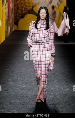 Paris, France. 03rd Oct, 2023. Model Liu Wen walks on the runway at the Chanel fashion show during the Spring Summer 2024 Collections Fashion Show at Paris Fashion Week in Paris, France on October 3 2023. (Photo by Jonas Gustavsson/Sipa USA) Credit: Sipa USA/Alamy Live News Stock Photo