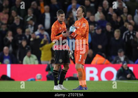 Lyndon Dykes #9 of Queens Park Rangers takes role as goalkeeper after Asmir Begović is sent off in the second half of the Sky Bet Championship match Leeds United vs Queens Park Rangers at Elland Road, Leeds, United Kingdom, 4th October 2023  (Photo by James Heaton/News Images) Stock Photo