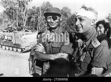 Yom Kippur War 1973: Moshe Dayan on the Egyptian side of the Suez Canal ...