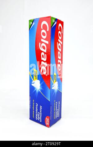 Colgate maximum cavity protection toothpaste Stock Photo