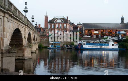 Welsh Bridge over the river Severn in Shrewsbury, Shropshire. Image taken in September 2023. Stock Photo