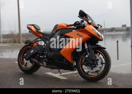 Zx10r 2008 hi-res stock photography and images - Alamy
