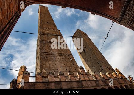 Bologna in  Emilia-Romagna in Northern Italy Sept 2023 The Two Towers. The Two Towers (Italian: Le due torri), both leaning, are symbols of Bologna, I Stock Photo