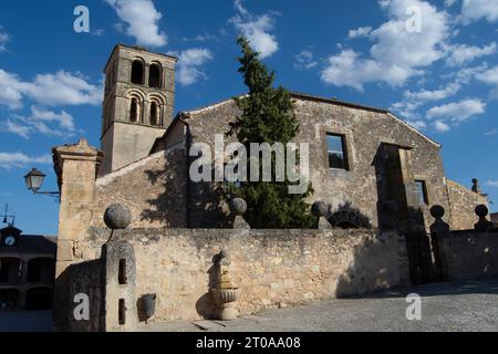 Iglesia de San Juan Bautista en Pedraza Stock Photo