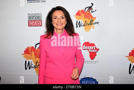 Munich, Germany. 05th Oct, 2023. Presenter Uschi Dämmrich von Luttitz at the German premiere of the musical 'Wüstenblume' at the Deutsches Theater. Credit: Felix Hörhager/dpa/Alamy Live News Stock Photo