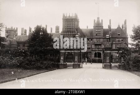 Canadian Convalescent Hospital, Bearwood Wokingham England, approx WW1 era postcard. unidentified photographer Stock Photo