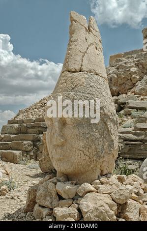 Giant God heads on Mount Nemrut. Anatolia, Turkey. Ancient colossal stone statues representing legendary mythological figures Stock Photo