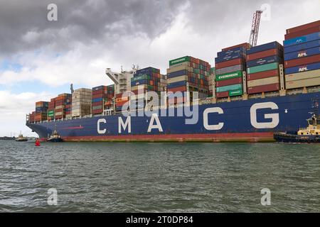 SVITZER Tugs Guide The Ultra Large Container Ship, CMA CGM BENJAMIN ...
