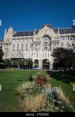 Four Seasons Hotel Gresham Palace, Széchenyi István Square, Budapest, Hungary Stock Photo