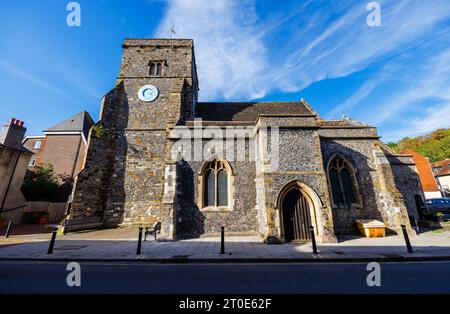 The Parish Church of St Thomas a Becket in Cliffe High Street, Lewes, the historic county town of East Sussex, south-east England Stock Photo