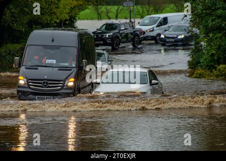 Ribchester, Preston, Lancashire, UK. 6th Oct, 2023. Flooding in Ribchester, Preston, Lancashire, when the river Ribble burst its banks in the heavy rain. Credit: John Eveson/Alamy Live News Stock Photo