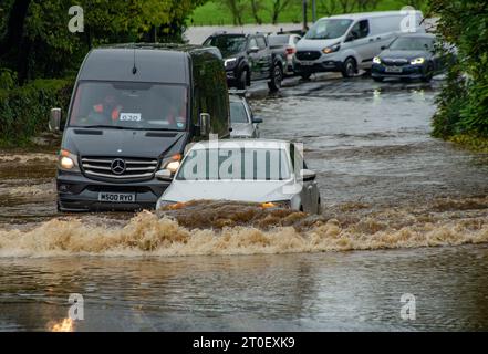 Ribchester, Preston, Lancashire, UK. 6th Oct, 2023. Flooding in Ribchester, Preston, Lancashire, when the river Ribble burst its banks in the heavy rain. Credit: John Eveson/Alamy Live News Stock Photo