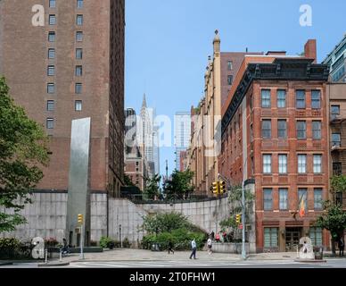 Ralph Bunche Park, a small municipal public park in the Turtle Bay neighborhood of New York City, on First Avenue between 42nd and 43rd Street Stock Photo