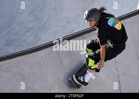 Lido Di Ostia, Rome, Ita. 06th Oct, 2023. Hinano Kusaki of Japan lwarms up during the 2023 Skateboarding Park World Championship women's quarterfinals practice, a qualifying event for Paris Olympic Games, at The Spot Skatepark in Lido di Ostia, Rome, Italy, October 6th, 2023. Credit: Insidefoto di andrea staccioli/Alamy Live News Stock Photo