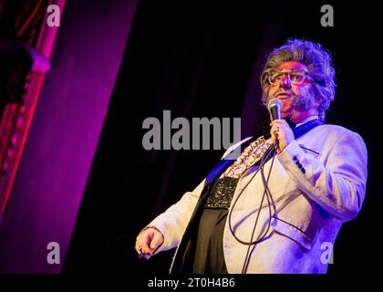 Frank Lavender, tour support for Myra Dubois UK Tour, Palace Theatre, Southend-on-Sea, Essex © Clarissa Debenham (Film Free Photography) / Alamy Stock Photo