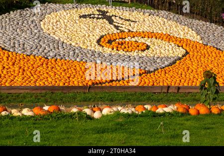 Totton, Hampshire, UK. 07th October 2023. Thousands visit Sunnyfields Farm in Totton, Hampshire on a warm sunny day for spooktacular adventures and fangtastic displays at Pumpkin Time as Halloween approaches, including a  Nightmare Before Christmas set to celebrate the film's 30th anniversary. Credit: Carolyn Jenkins / Alamy Live News Stock Photo