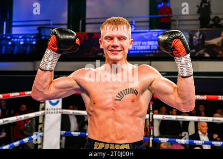 LONDON, UNITED KINGDOM. 06 Oct, 23. Sam King vs Dwain Grant - International Middleweight Contest during Zorro vs D'Ortenzi Fight Night and undercards at York Hall on Friday, October 06, 2023 in LONDON, ENGLAND. Credit: Taka G Wu/Alamy Live News Stock Photo