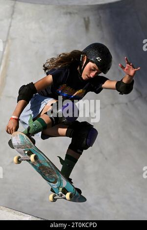 Lido Di Ostia, Rome, Italy. 07th Oct, 2023. Naia Laso of Spain competes in the semifinals of the 2023 Skateboarding Park World Championship women's, a qualifying event for Paris Olympic Games, at The Spot Skatepark in Lido di Ostia, Rome, Italy, October 7th, 2023. Naia Laso placed 9th. Credit: Insidefoto di andrea staccioli/Alamy Live News Stock Photo