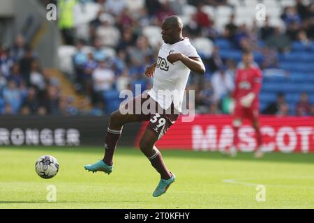 Cardiff, UK. 07th Oct, 2023. Edo Kayembe of Watford in action. EFL Skybet championship match, Cardiff city v Watford at the Cardiff City Stadium in Cardiff, Wales on Saturday 7th October 2023. this image may only be used for Editorial purposes. Editorial use only, pic by Andrew Orchard/Andrew Orchard sports photography/Alamy Live news Credit: Andrew Orchard sports photography/Alamy Live News Stock Photo