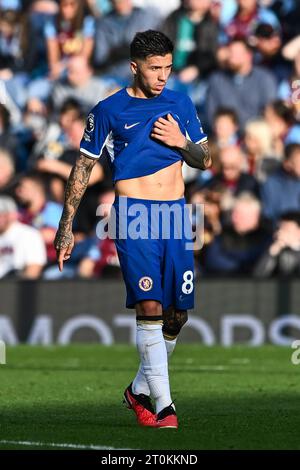 Enzo Fernández #8 of Chelsea during the Premier League match Burnley vs Chelsea at Turf Moor, Burnley, United Kingdom. 7th Oct, 2023. (Photo by Craig Thomas/News Images) in, on 10/7/2023. (Photo by Craig Thomas/News Images/Sipa USA) Credit: Sipa USA/Alamy Live News Stock Photo
