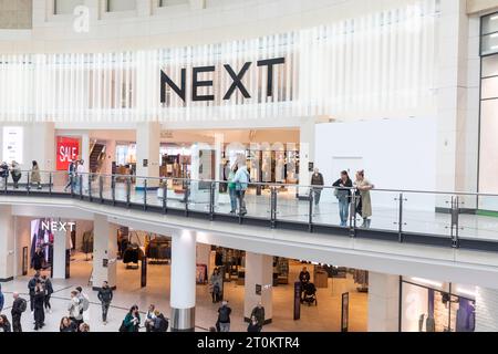 Women's clothing at outlet next