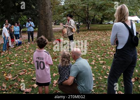 Philadelphia, United States. 07th Oct, 2023. Revolutionary Germantown Festival commemorates the 246th anniversary of the Battle of Germantown, on the grounds of Cliveden, in Northwest Philadelphia, PA, USA on October 7, 2023. (Photo by Bastiaan Slabbers/NurPhoto) Credit: NurPhoto SRL/Alamy Live News Stock Photo