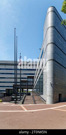 North Academic Center, built in 1984 on the site of Lewisohn Stadium, is a sharp departure from City College’s George Post-designed Gothic buildings. Stock Photo