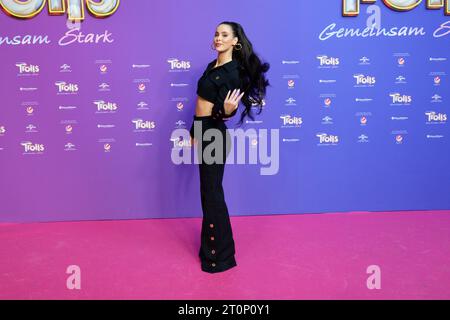 Cologne, Germany. 08th Oct, 2023. Voice actress Lena Meyer-Landrut comes to the premiere of the film 'Trolls - Strong Together'. Credit: Henning Kaiser/dpa/Alamy Live News Stock Photo