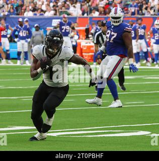 London, UK. 08th Oct, 2023. Jacksonville Jaguars running back Travis Etienne Jr runs for a touchdown during the match against the Buffalo Bills in the NFL International Series game at White Hart Lane in London on Sunday, October 08, 2023. The Jaguars beat the Bills 25-20. Photo by Hugo Philpott/UPI Credit: UPI/Alamy Live News Stock Photo