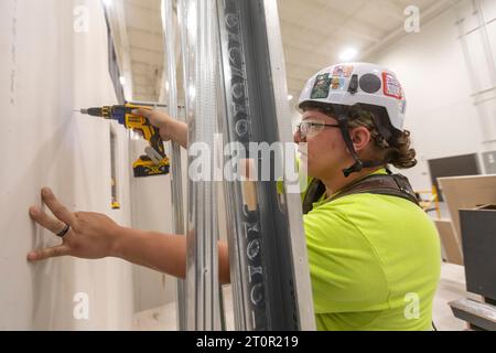 Detroit, Michigan - Apprentice carpenters and millwrights learn job skills at the Michigan Regional Council of Carpenters and Millwrights training cen Stock Photo