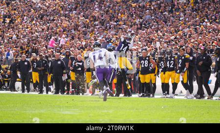 Pittsburgh, PA, USA. 08th Oct, 2023. George Pickens #14 during the Pittsburgh Steelers vs Baltimore Ravens in Pittsburgh, PA. Jason Pohuski/CSM/Alamy Live News Stock Photo