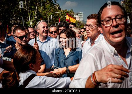 Barcelona, Spain. October 8, 2023, Barcelona, Spain: Madrid regional president Isabel Diaz Ayuso of Partido Popular and Partido Popular's leader Alberto Nunez Feijoo demonstrate in Barcelona against the plans of Spain's provisional government to agree with Catalan forces on a possible amnesty law that would include former Catalan president Carles Puigdemont. Credit: Jordi Boixareu/Alamy Live News Stock Photo