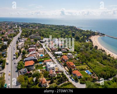 aerial top view of the palace nestled in the botanical garden in Balchik, Bulgaria. This historic landmark is a testament to the fusion of different c Stock Photo